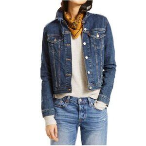 Levis Womens Blue Denim Trucker Jacket Size Large NWT